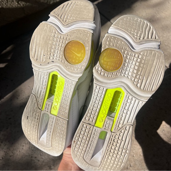 Men’s workout shoe - Picture 5 of 7